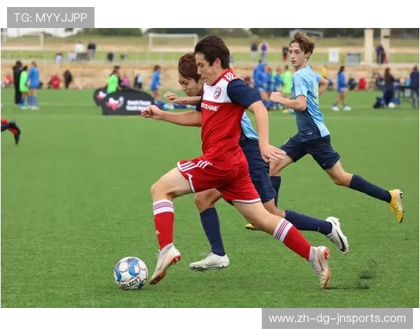 足球比赛中的特殊战术与临场应变